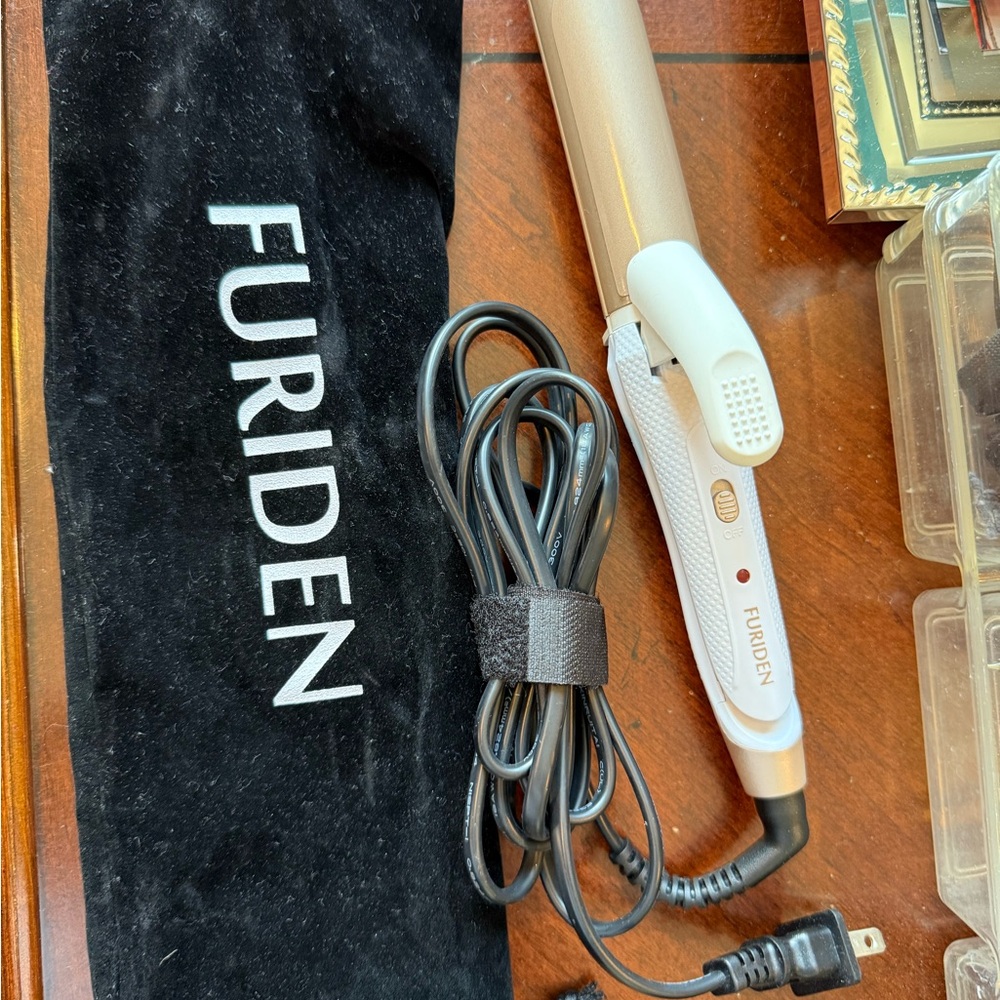 FURIDEN Gold and White Travel Hair Straightener/Curling Iron Combo